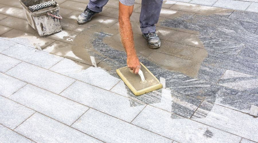 Professional residential roofers in Flint, MI